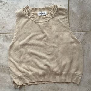 Carly Jean LA knit crop top